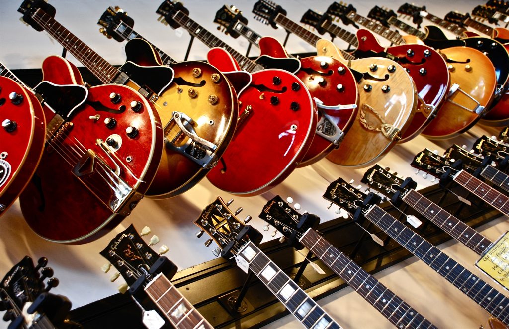 where to start with playing guitar